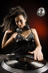 DJ