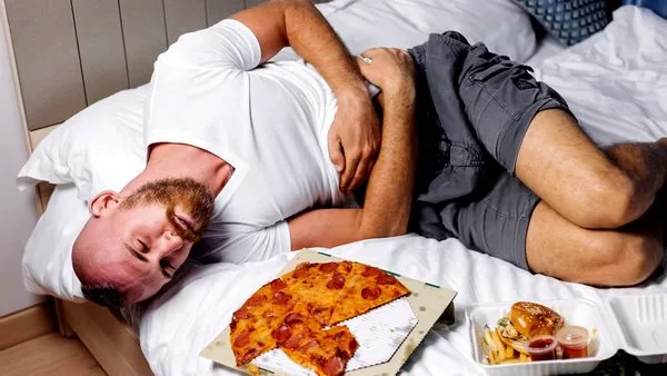 Побочные эффекты сна сразу после еды