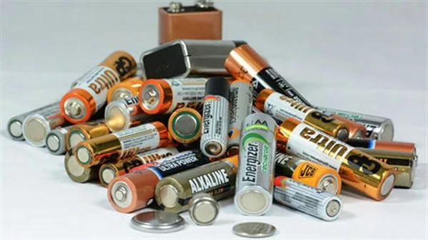использованные батарейки