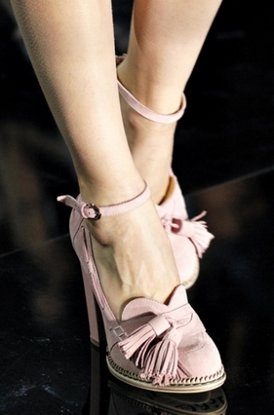 Весна-лето 2012: модная обувь